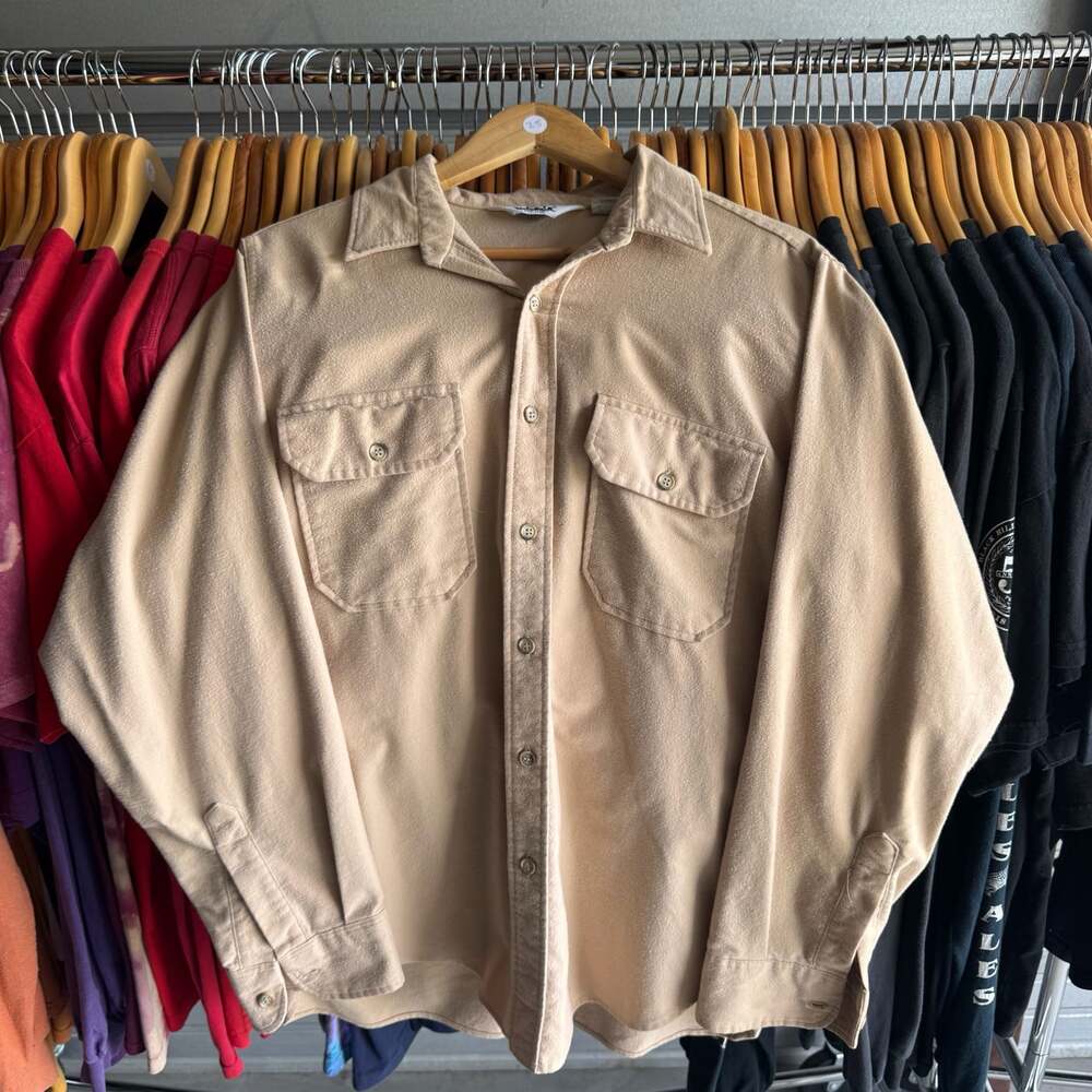 Vintage Woolrich 100% Cotton Tan Long Sleeve Button-Down Work Shirt